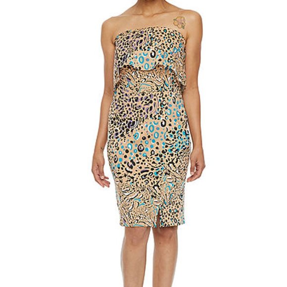 BOLD elements Dresses & Skirts - Bold Elements Sleeveless Abstract Midi A-Line Dress